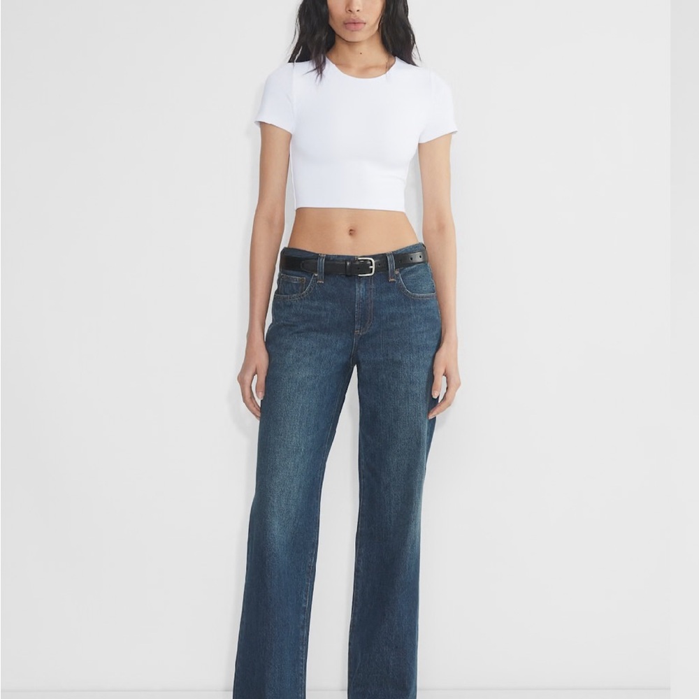 Aritzia Classic White Short Sleeve Tee